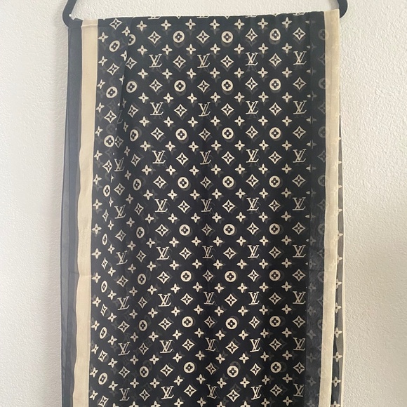 Vintage Louis Vuitton Black Cream Monogram Silk Scarf Authentic - Picture 11 of 12